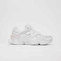 9060 | Triple White